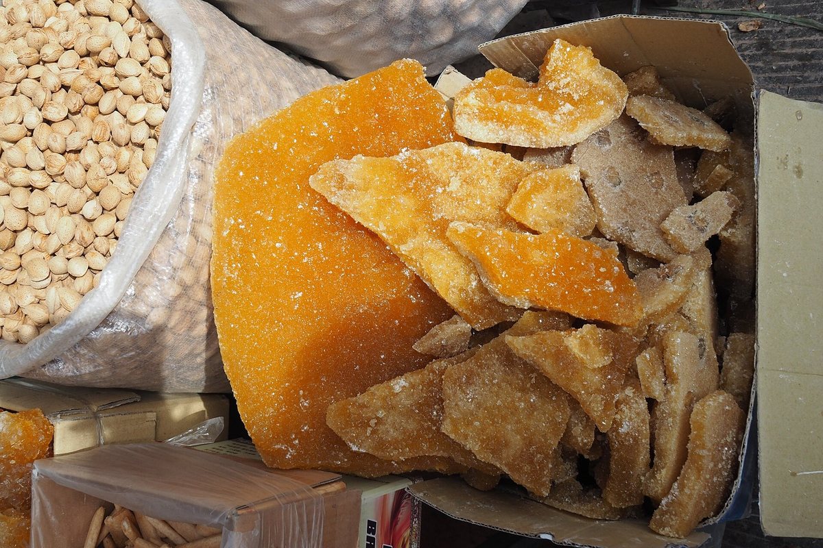 伊宁汉人街美食地图：一条街怎么吃下来