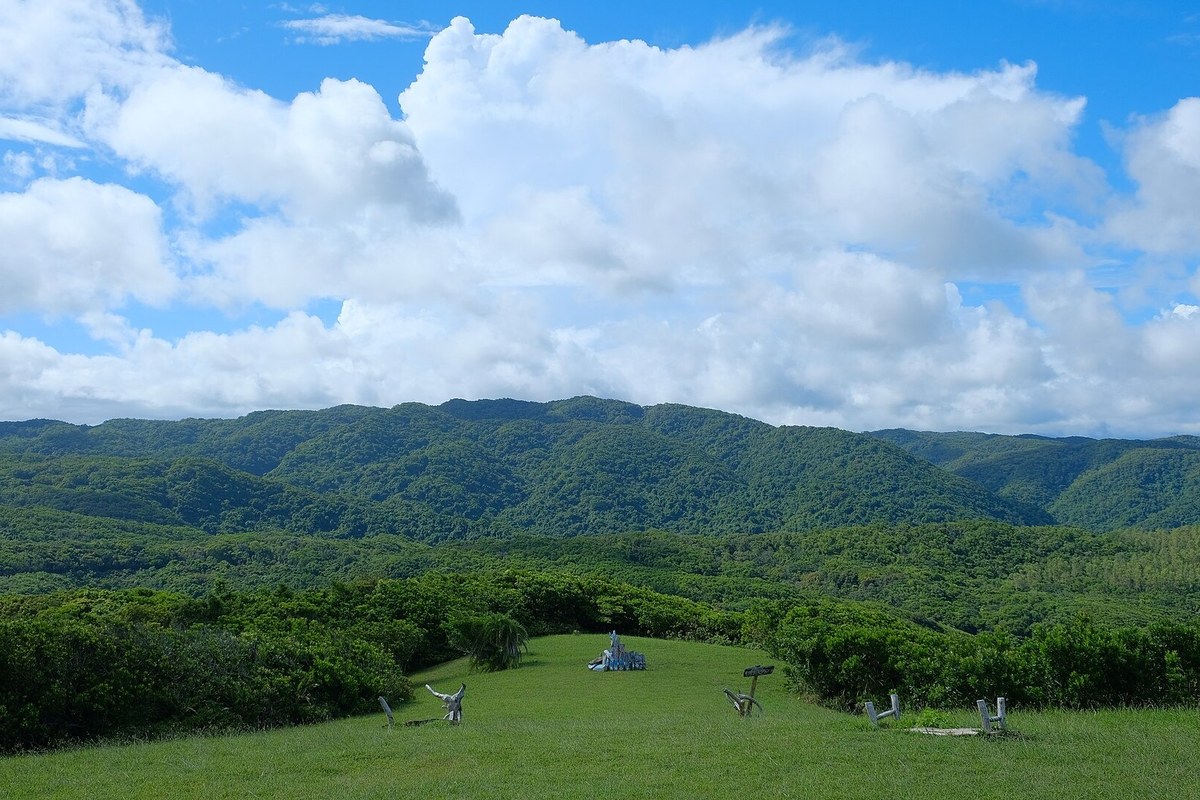 喀拉峻草原一日游：五色草甸怎么玩才不赶